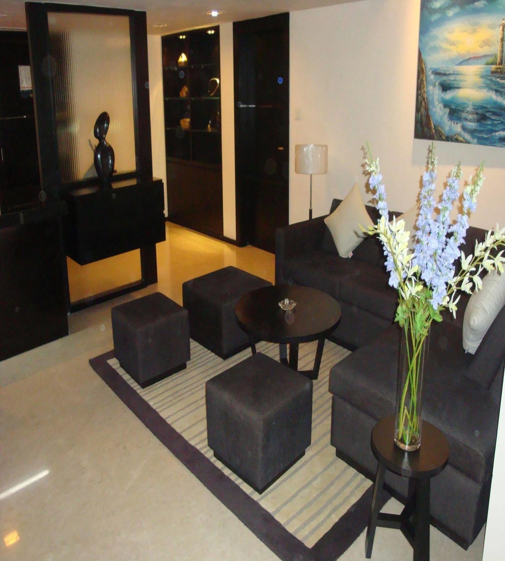 Davanam Sarovar Portico Suites Бенґалуру Екстер'єр фото